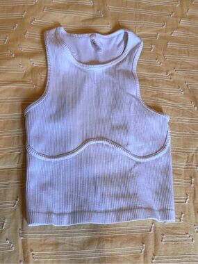 ANWND Ribbed Curve Seam Tank Top - White